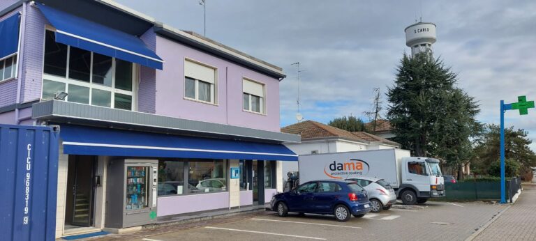 Da.Ma. Coating furgone davanti farmacia san carlo isolamento termico